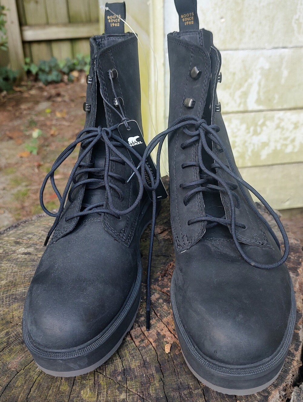 🏵️ Sorel Hi-Line Lace-Up Women's Combat Boot in Black Jet size 9